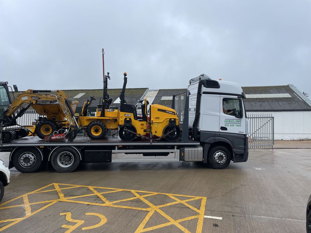 Mini digger hire in Hammersmith for trenching and groundworks